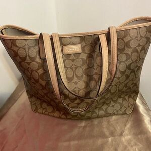 Coach 27393 Park Metro Signature tote bag